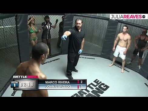 ❤️ Ultimate Fighter baise une fille à numéro juste après un combat sur le ring ❤️ Porno fait maison at us ❌❤