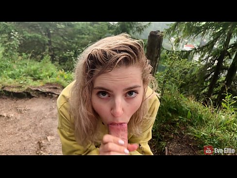 ❤️ Une fille avale du sperme après une fellation publique - Eva Elfi ❤️ Porno fait maison at us ❌❤